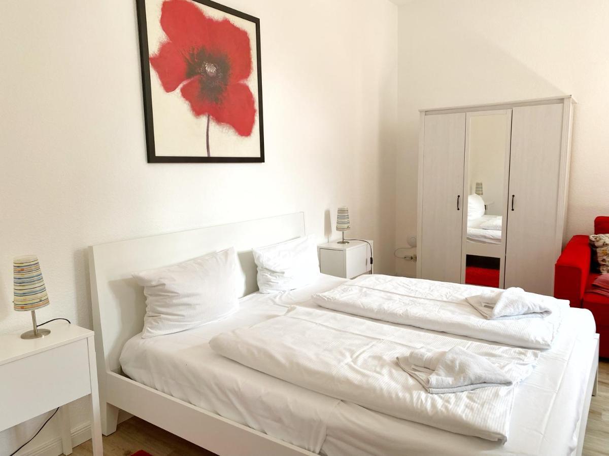Gutshof Dubnitz - Ferienwohnung 1 "Carlo" Сасниц Екстериор снимка